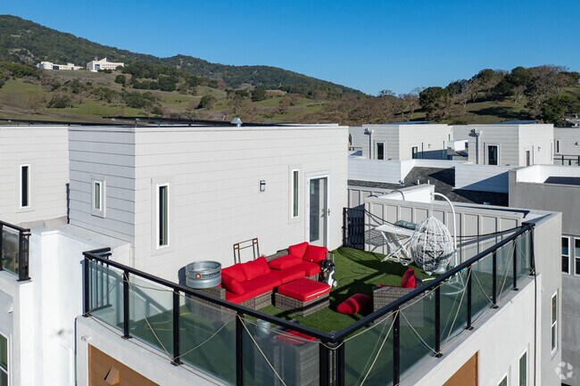 Rooftop - Verandah at Valley Oaks