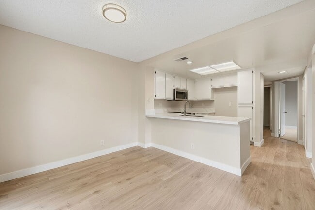 Photo - Upgraded 3 Bed 3 Bath Princeton Townhome