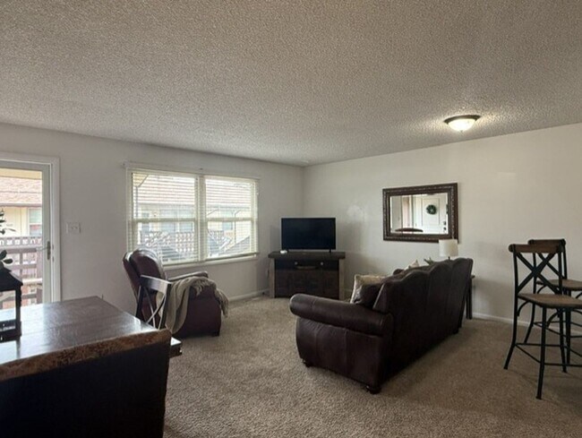 Photo - 1522 Trent Ct Unit 15