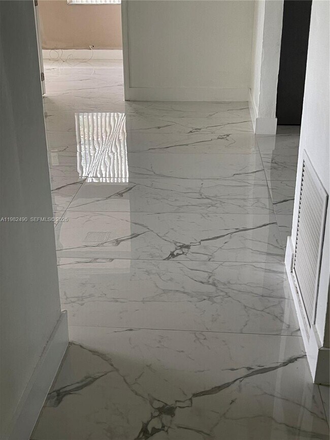 Photo - 881 NE 156th Terrace