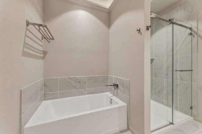 Photo - 954 Beebrush Ln