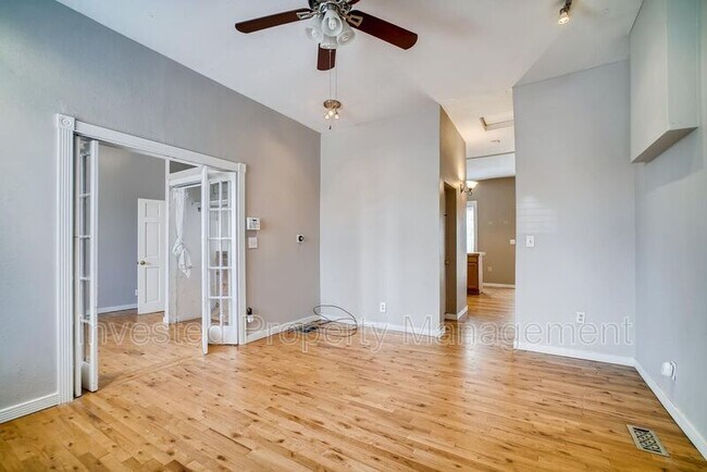 363 Cherokee St