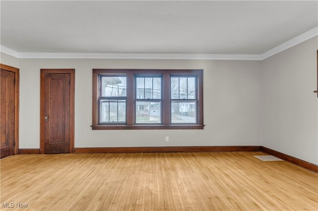 Photo - 1530 E 214th St Unit 1/DN