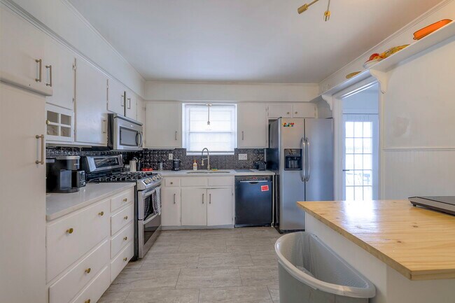 8844 Summit St Unidad 2
