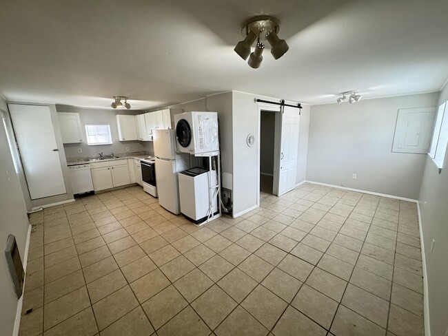 Photo - 504 Greenwood Ave