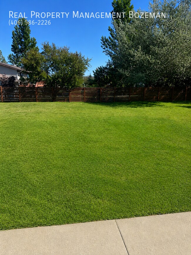 Photo - 210 Valley Dr