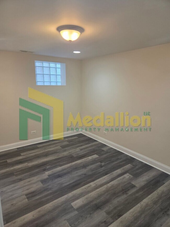 7154 S Francisco Ave Unit GDN