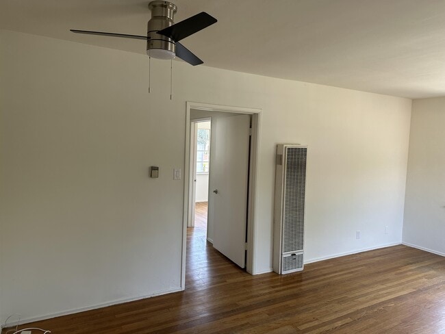 Photo - 1843 Linda Rosa Ave