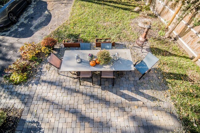 Photo - 757 Washington St Unit 1