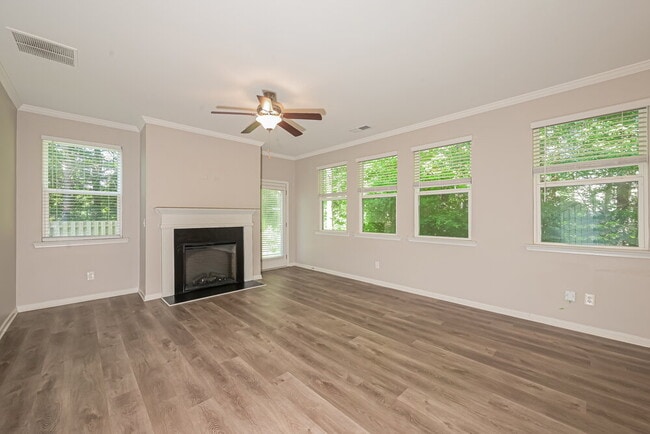 Photo - 6755 Hill Rock Ln