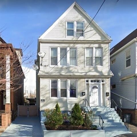 Building Photo - 24 Eastern Pkwy Unit #1