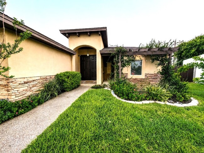 Photo - 11022 Winburn Dr