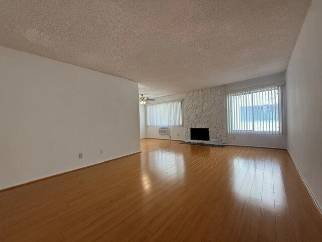 Photo - 10856 Rose Avenue,