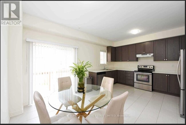 Photo - 9 Aspen Hills Rd