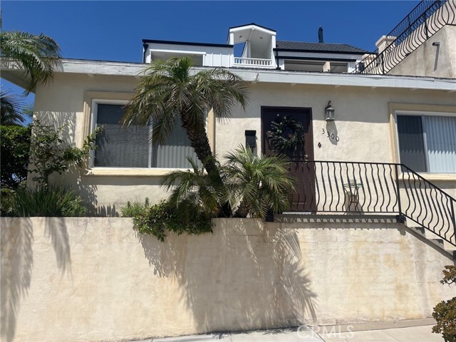Photo - 3300 Seaview Ave Condo