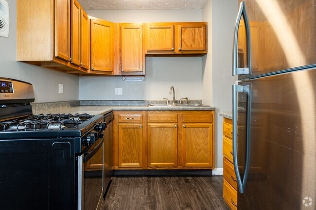 Building Photo - Charming 2BD/1BA House!!!!