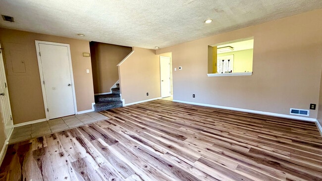 Photo - 25 Dorchester Cir