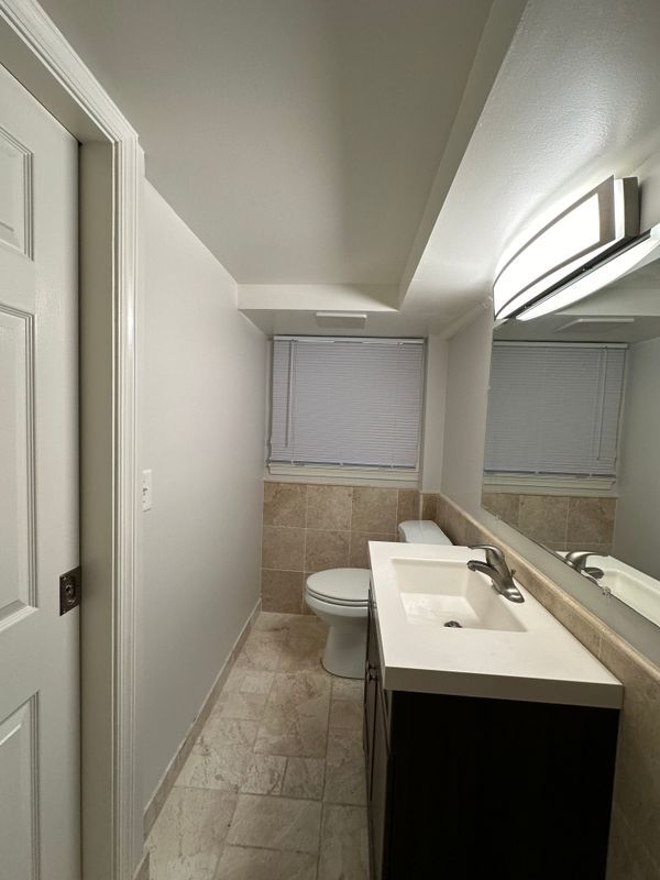 Photo - 1549 44th St NW
