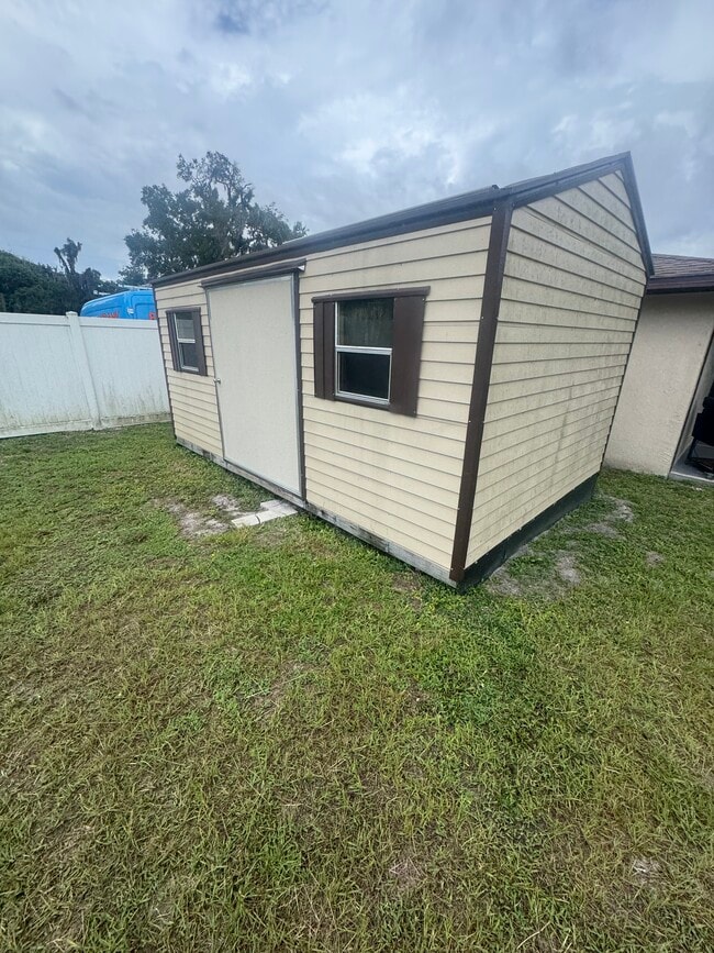 Photo - 1685 W Euclid Ave