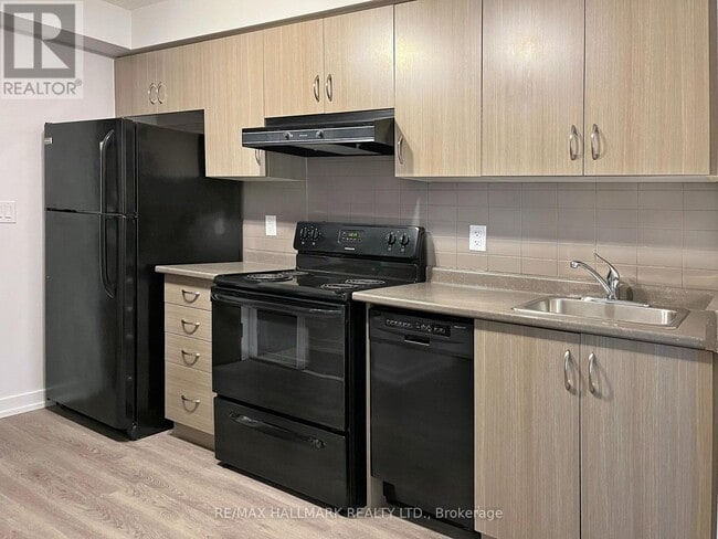 Photo - 132 Berkeley St Unit 205