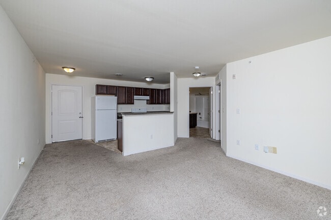 1BR, 1BA - 650SF - Living Room