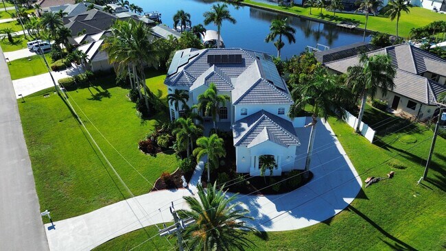 Photo - Want to live like a Millionaire? House