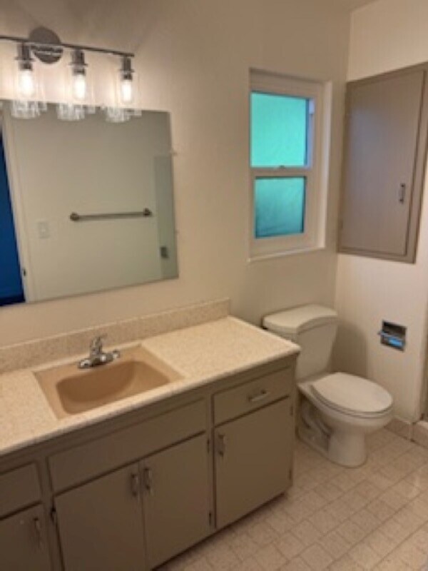 Photo - 18544 Doris Ct