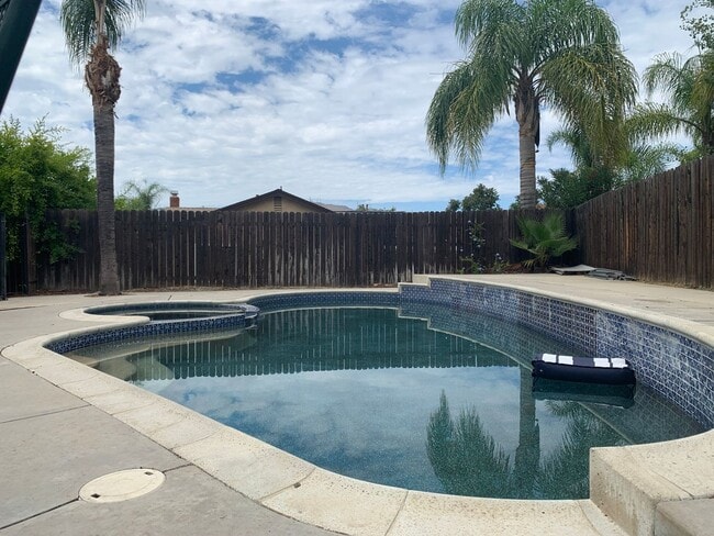 Photo - Spacious 4Bed/2Bath Moreno Valley