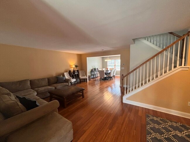 Photo - 1459 Mohr Cir