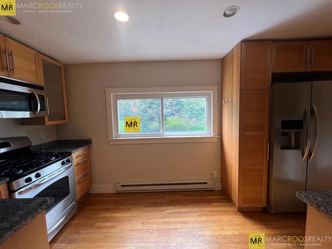 Photo - 76 Chestnut St Unit 1