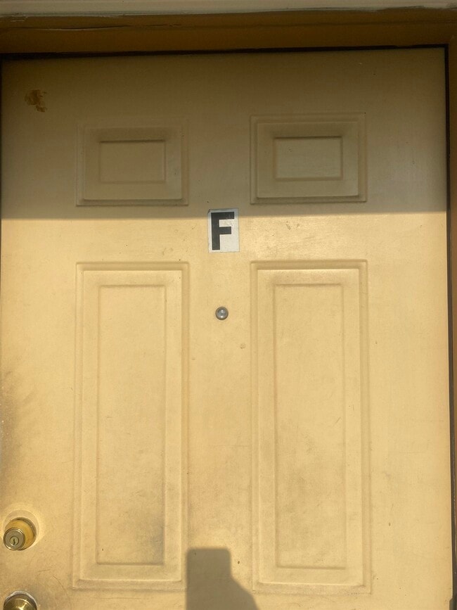 Photo - 1102 Greentree Ct Unit F