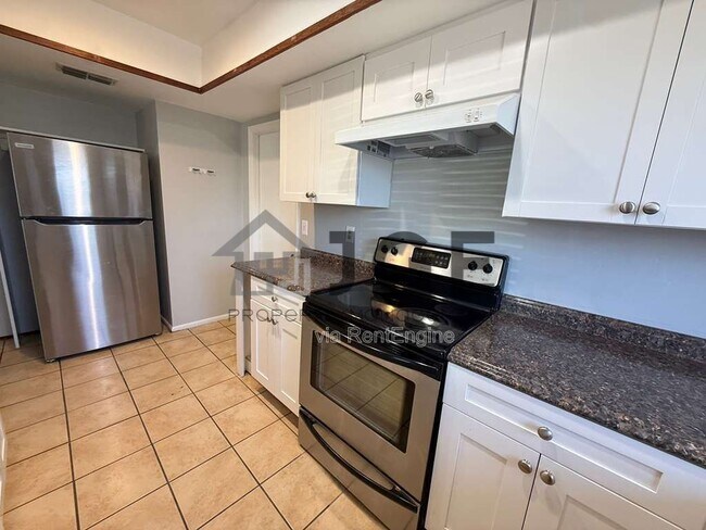 Photo - 724 Ne-11 Ter