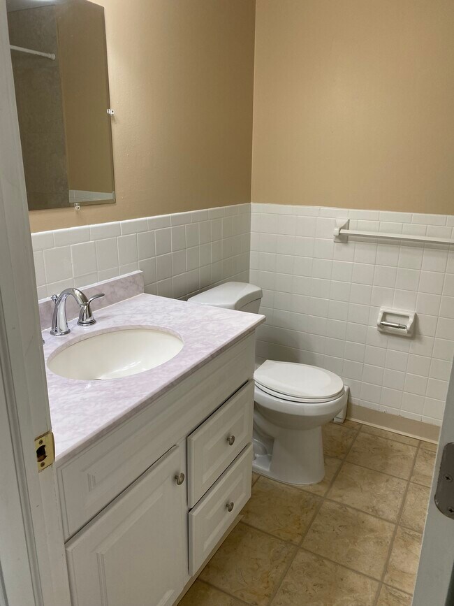 Beechwood Manor Apartments