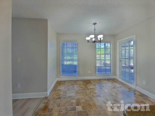 Photo - 10629 Satinwood Cir