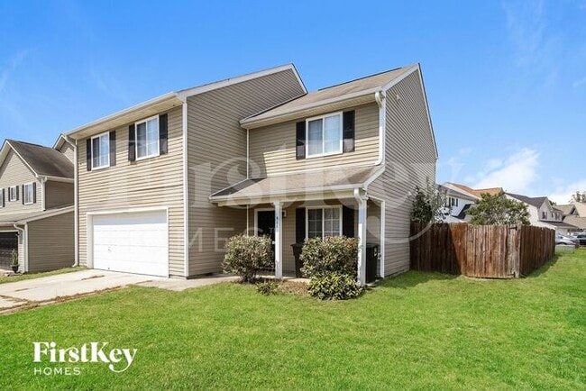 Photo - 811 Brantford Dr