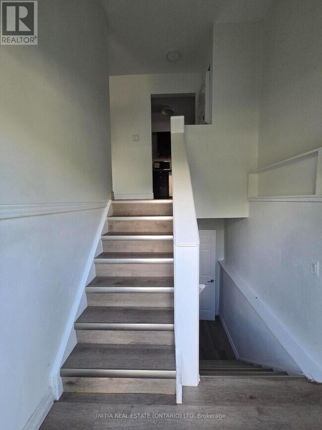 Photo - 901 Lawson Rd