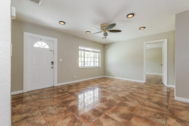 Photo - 9896 Liberty Ct