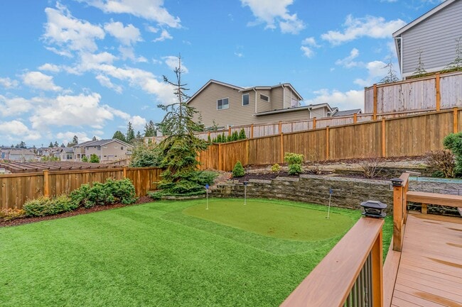 Photo - 5Bd/3Ba Lynnwood Home