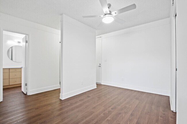 Photo - 801 2nd Street Apartments