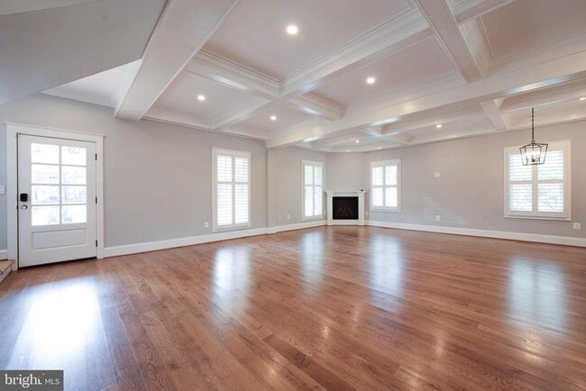 Photo - 2314 N Kenmore St