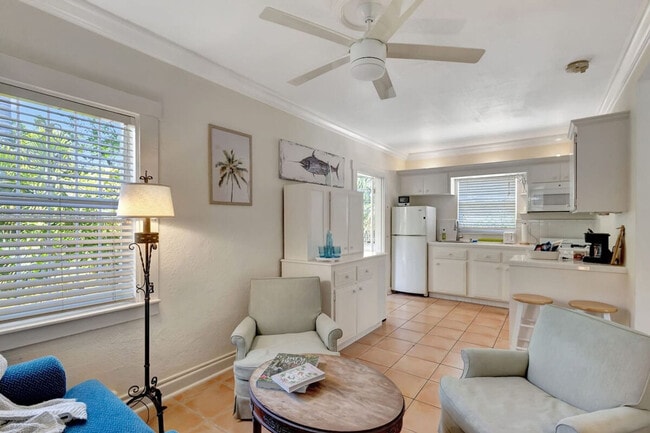 Photo - 521 28th St Unit ID1440779P