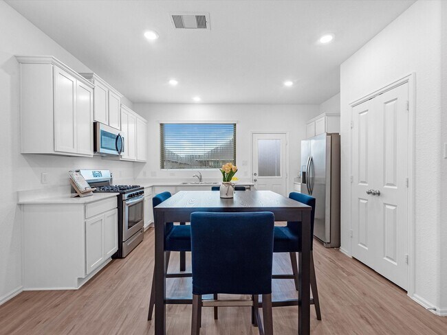 Building Photo - 3008 Delancey Bnd Wy