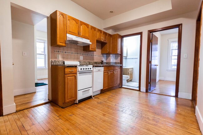 Photo - 59 Linden St