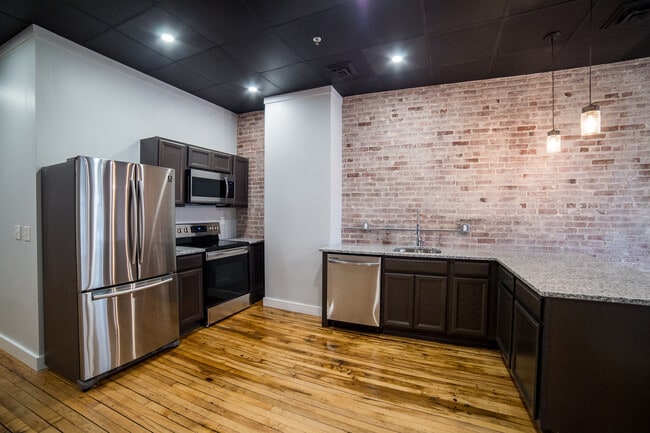 22 State St Unit 4