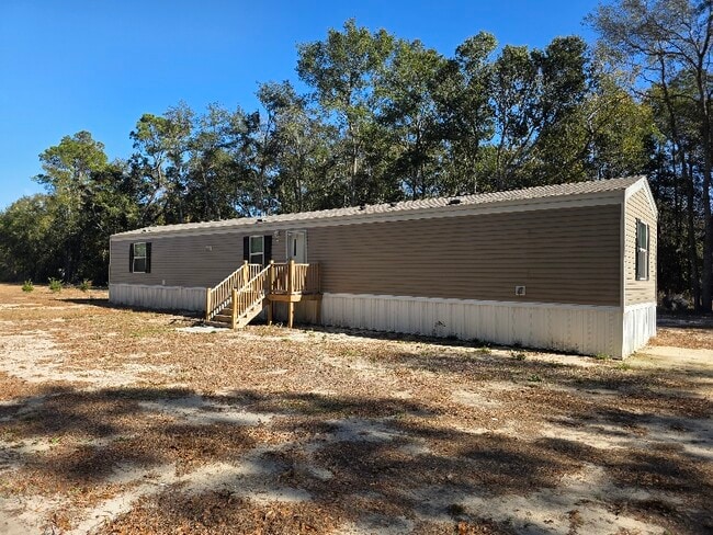 27 Sam Doyle Dr