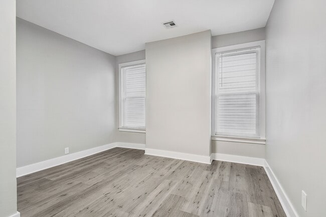 Photo - 324 Pacific Ave