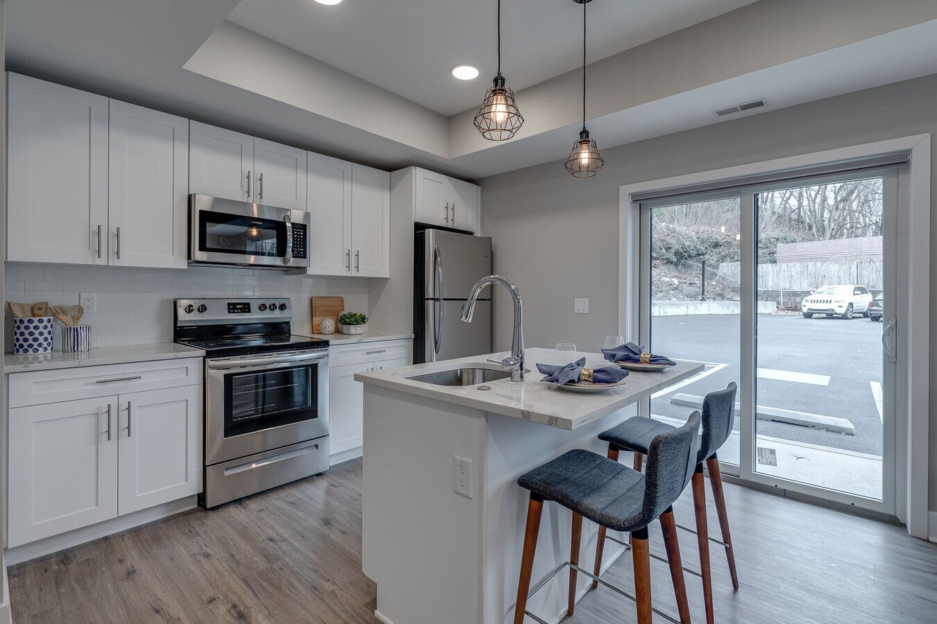 Brand New Luxury Apartments - Brand New Luxury Apartments