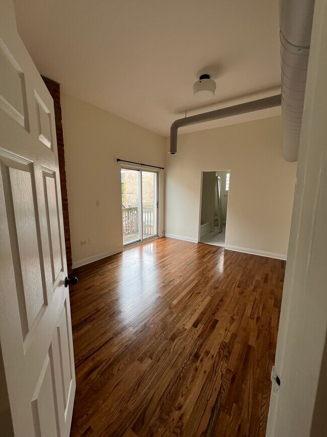 Photo - 119 S Paulina St Unit 3