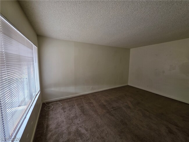 Photo - 6681 Bubbling Brook Dr Unidad D