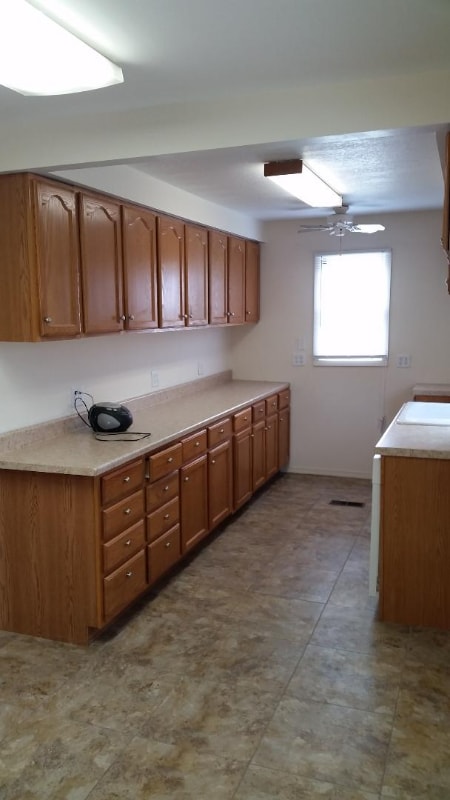 Photo - 4801 SW 28th St